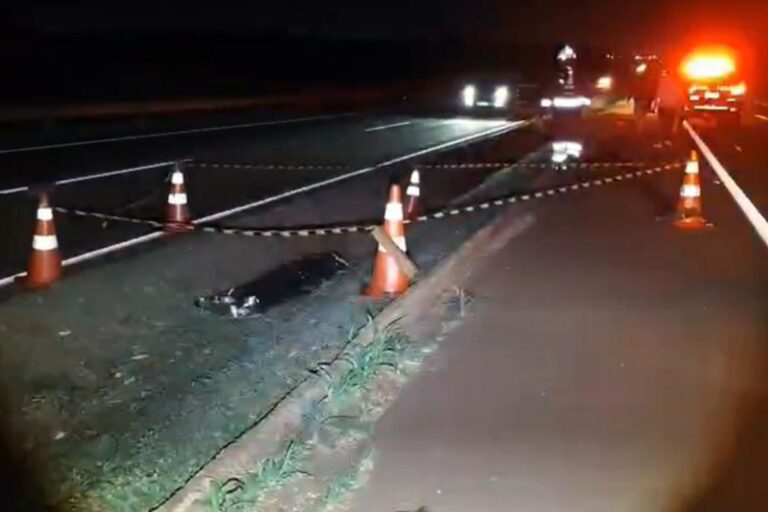 pedestre-morre-apos-ser-atropelado-por-carro-na-br-163