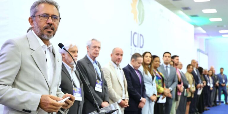 governo-do-ceara-promete-agua-de-reuso-para-instalar-data-center