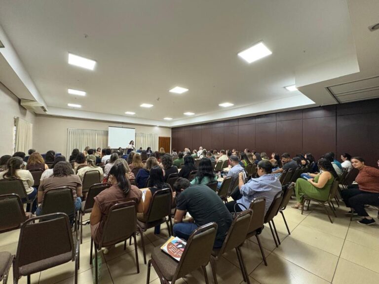 ses-discute-estrategias-para-enfrentamento-de-hiv-e-aids-em-mt