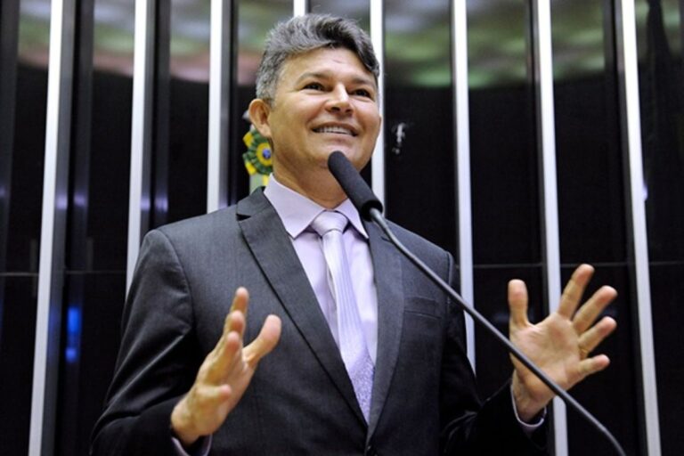 Advogado de MT pede cassação do deputado José Medeiros por ofensas a colega advogado-de-mt-pede-cassacao-do-deputado-jose-medeiros-por-ofensas-a-colega