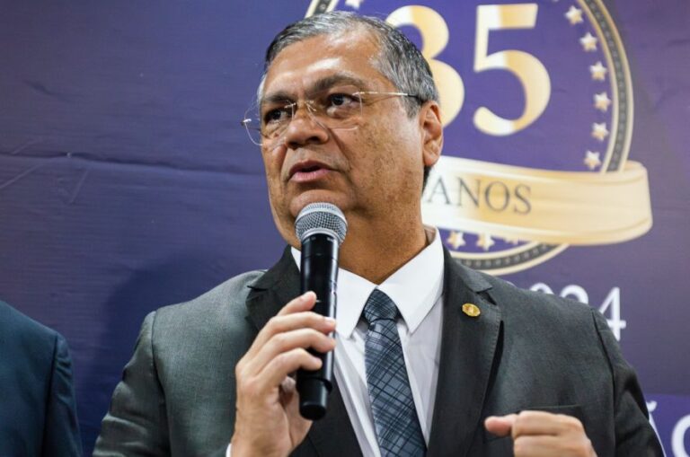 ministro-suspende-todos-os-processos-sobre-moratoria-da-soja