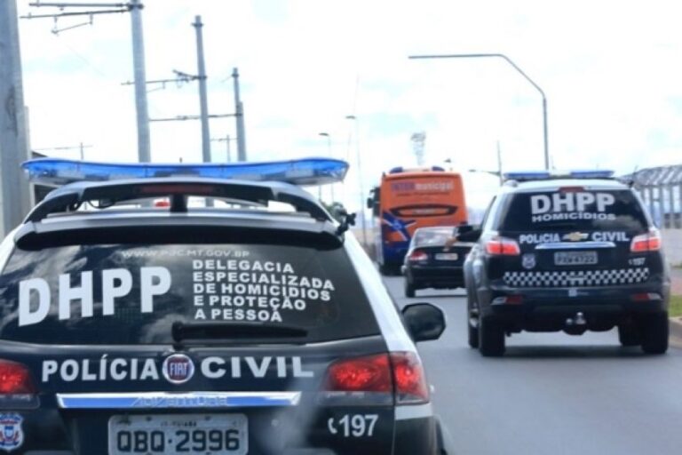 policia-recolhe-corpo-de-mulher-durante-velorio-em-cuiaba