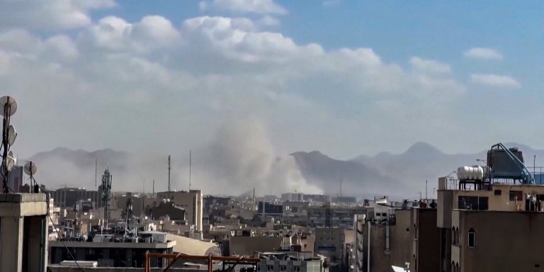 ataques-ao-ira-deixam-ao-menos-201-mortos-e-cerca-de-750-feridos