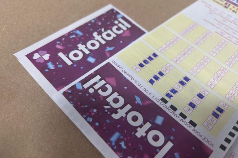 lotofacil-3630:-4-apostas-dividem-r$-7,3-milhoes;-veja-resultado-e-locais