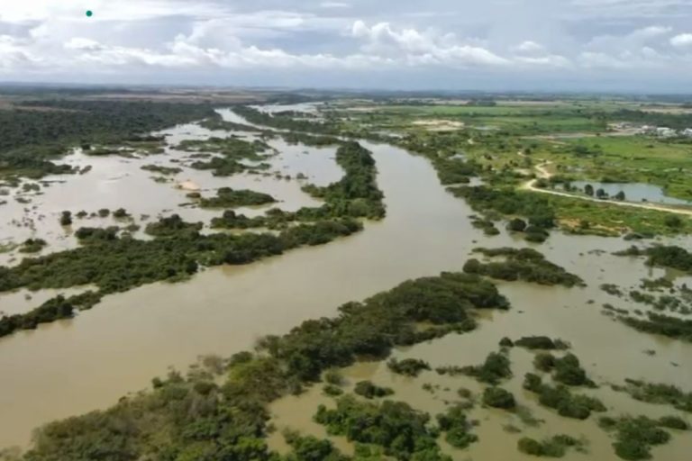 atoleiros-e-vias-fechadas:-governo-federal-reconhece-emergencia-em-peixoto-de-azevedo