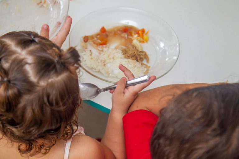 risco-de-doencas-e-obesidade;-mp-apura-critica-de-prefeito-a-merenda-saudavel