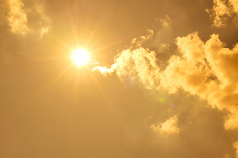 alerta-vermelho:-onda-de-calor-deve-atingir-4-estados-nesta-semana