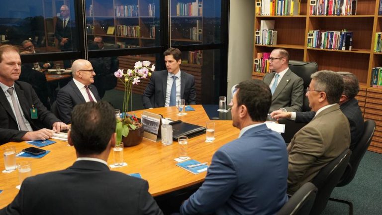 governador-defende-redistribuicao-dos-royalties-do-petroleo-no-stf