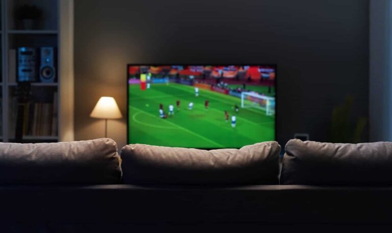 Jogos de hoje (31/10/26): onde assistir futebol ao vivo e horários